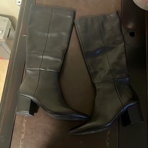 Black Steve Madden boots size 6.5